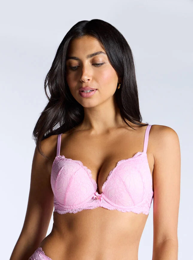 The Vessara Petal Whisper Push-Up